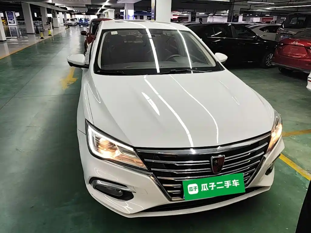 Roewe i5 2019 2019 1.5L Automatic 4G Connected LingHao Flagship Version