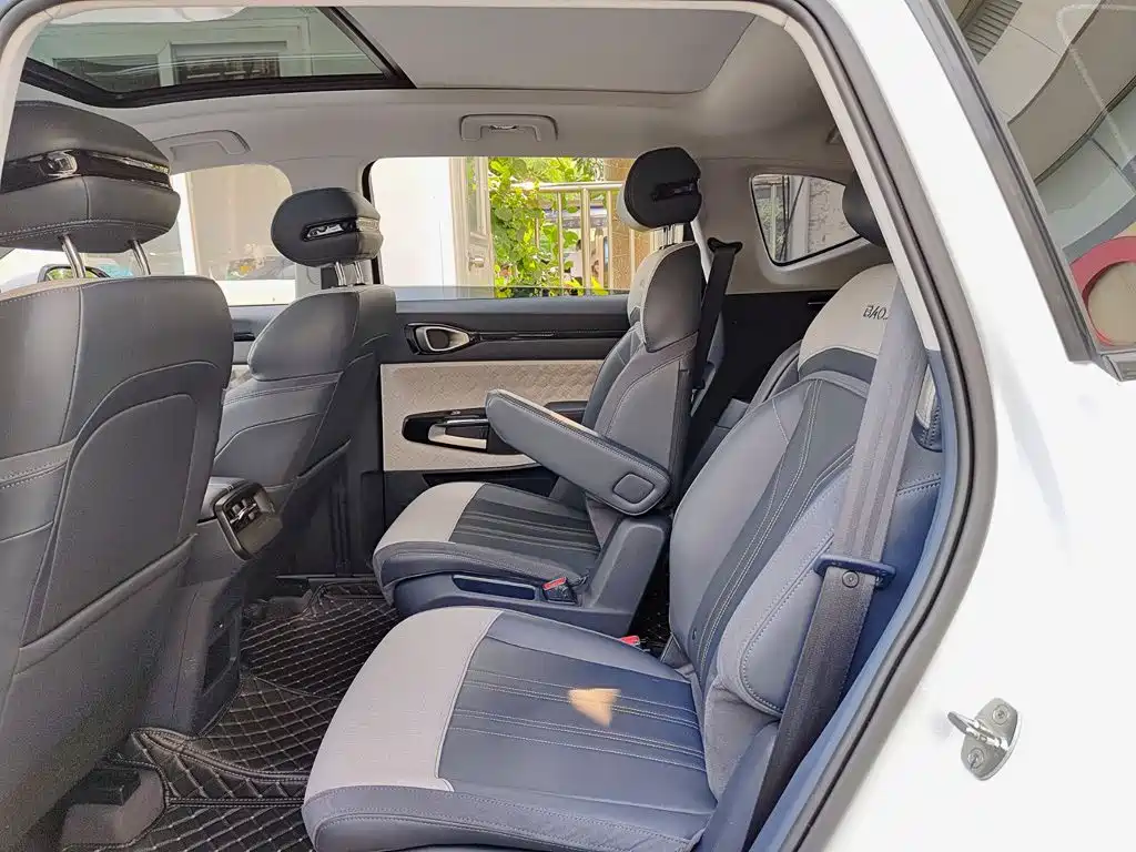 Baojun RM-5 2021 2019 1.5T CVT 24-hour Online Premium 6-seater