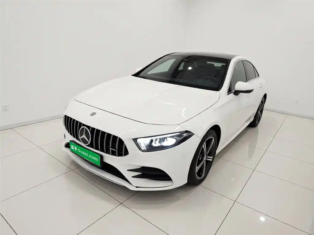 Mercedes-Benz A-Class 2022 A 200 L Sport Sedan Style фото 2