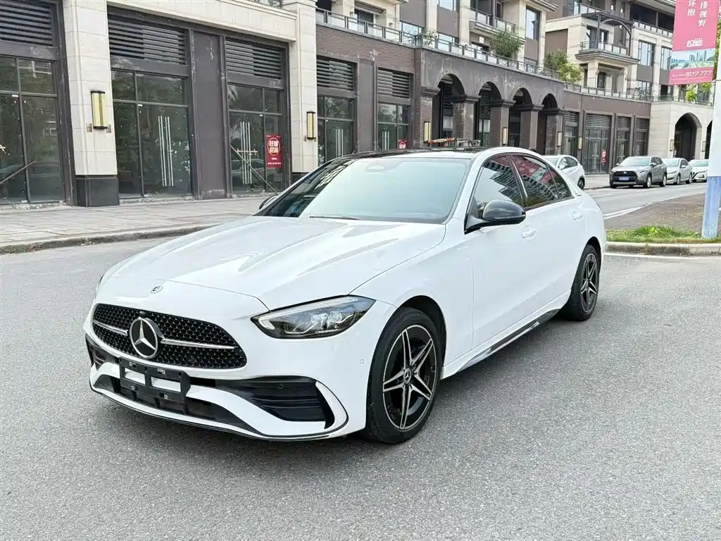 MERCEDES-BENZ CLASS C 2023