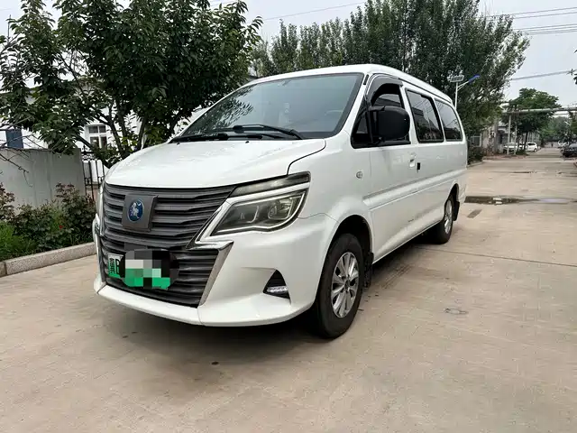  Dongfeng Fengxing Lingzhi New Energy 2021 Passenger Version Comfort 9-Seater
