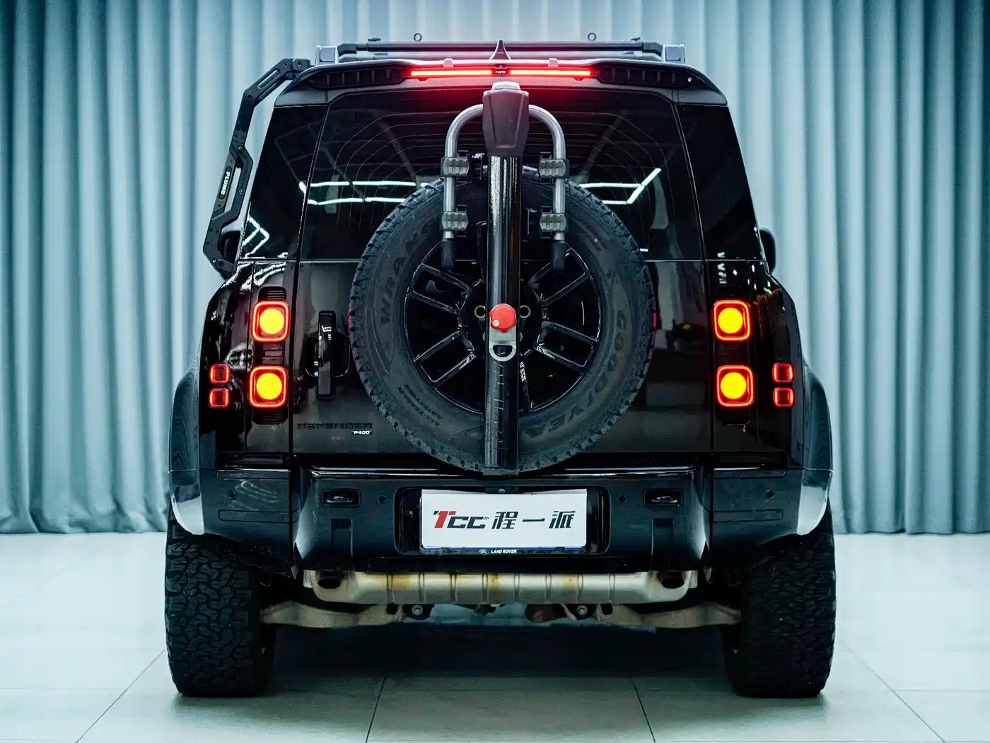 Land Rover Defender 2021 90 P400 X-DYNAMIC S фото 7