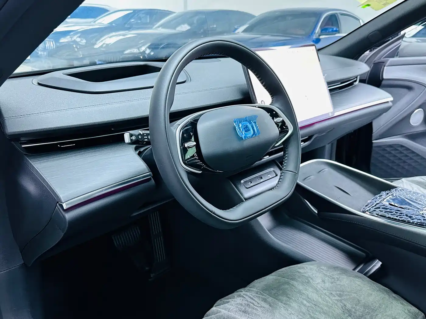 Changan Qiyuan A07 2026 2025 Blue Whale Extended Range 230 Flagship