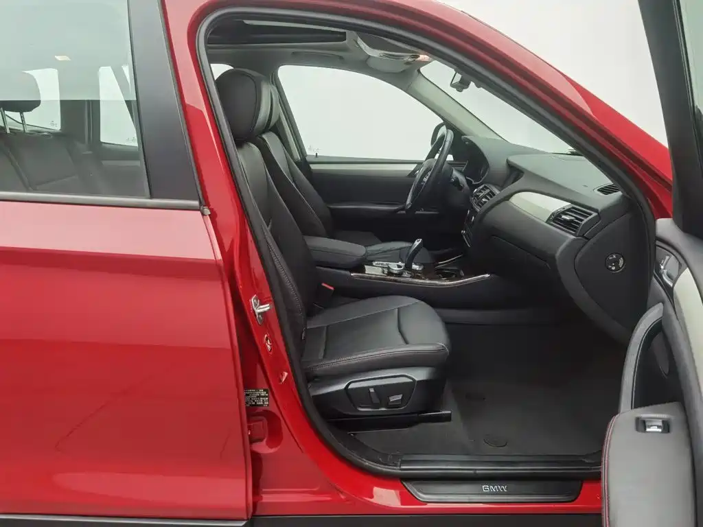 Photo 23 - BMW X3 (Import)