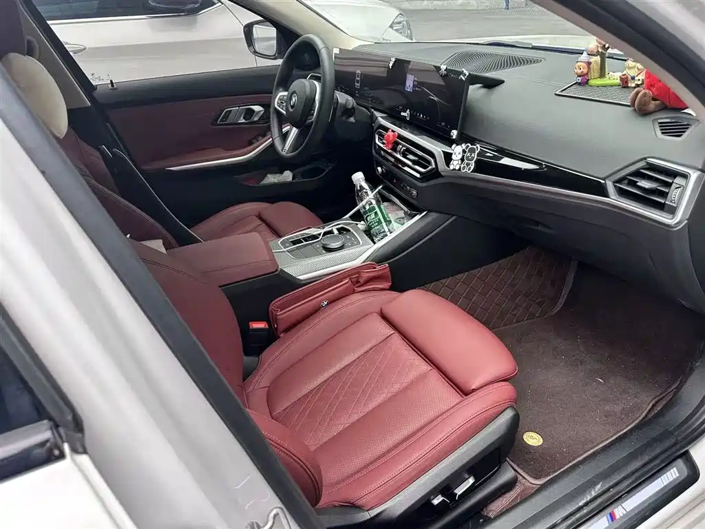 BMW 3 Series 2024 325Li M Sport Shadowline Package фото 6