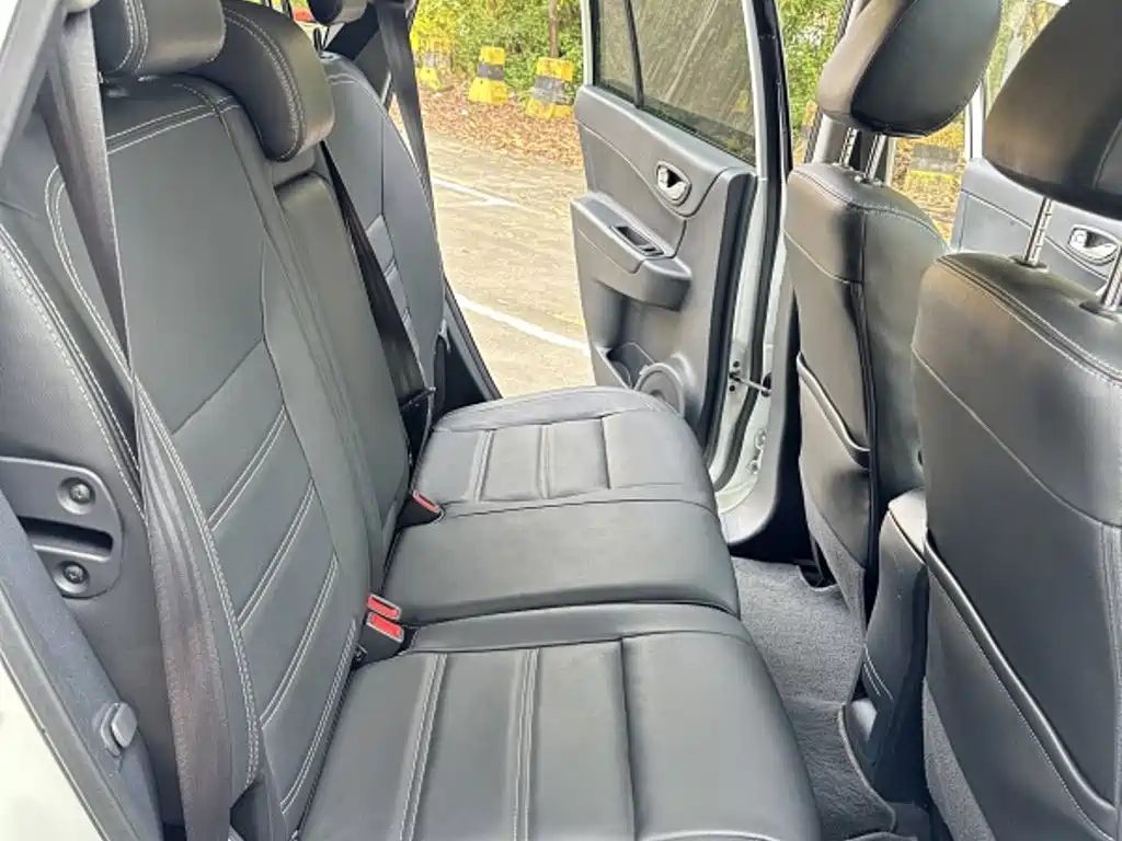 Renault Koleos (Import) 2014 2014 2.5L 2WD Comfort Edition