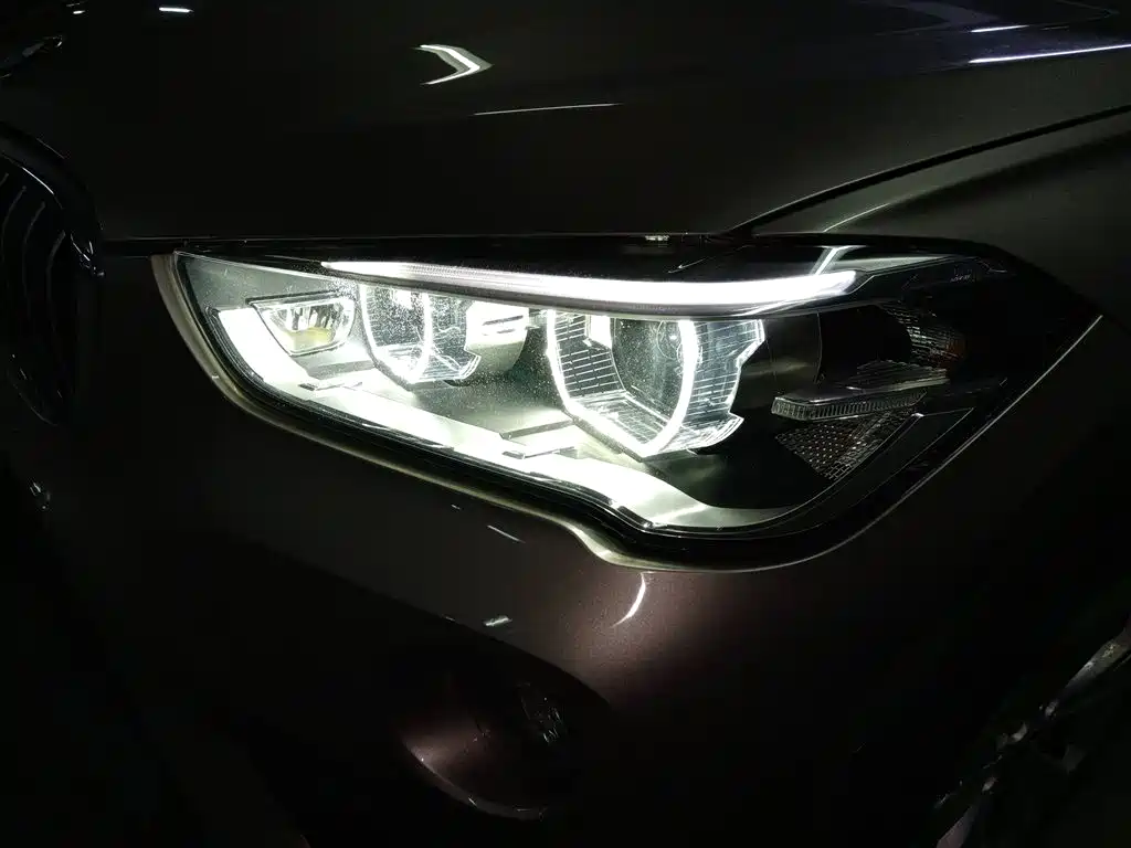 BMW X1 2016 sDrive18Li Premium Model фото 24