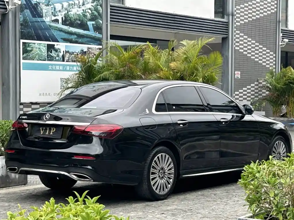  E CLASS