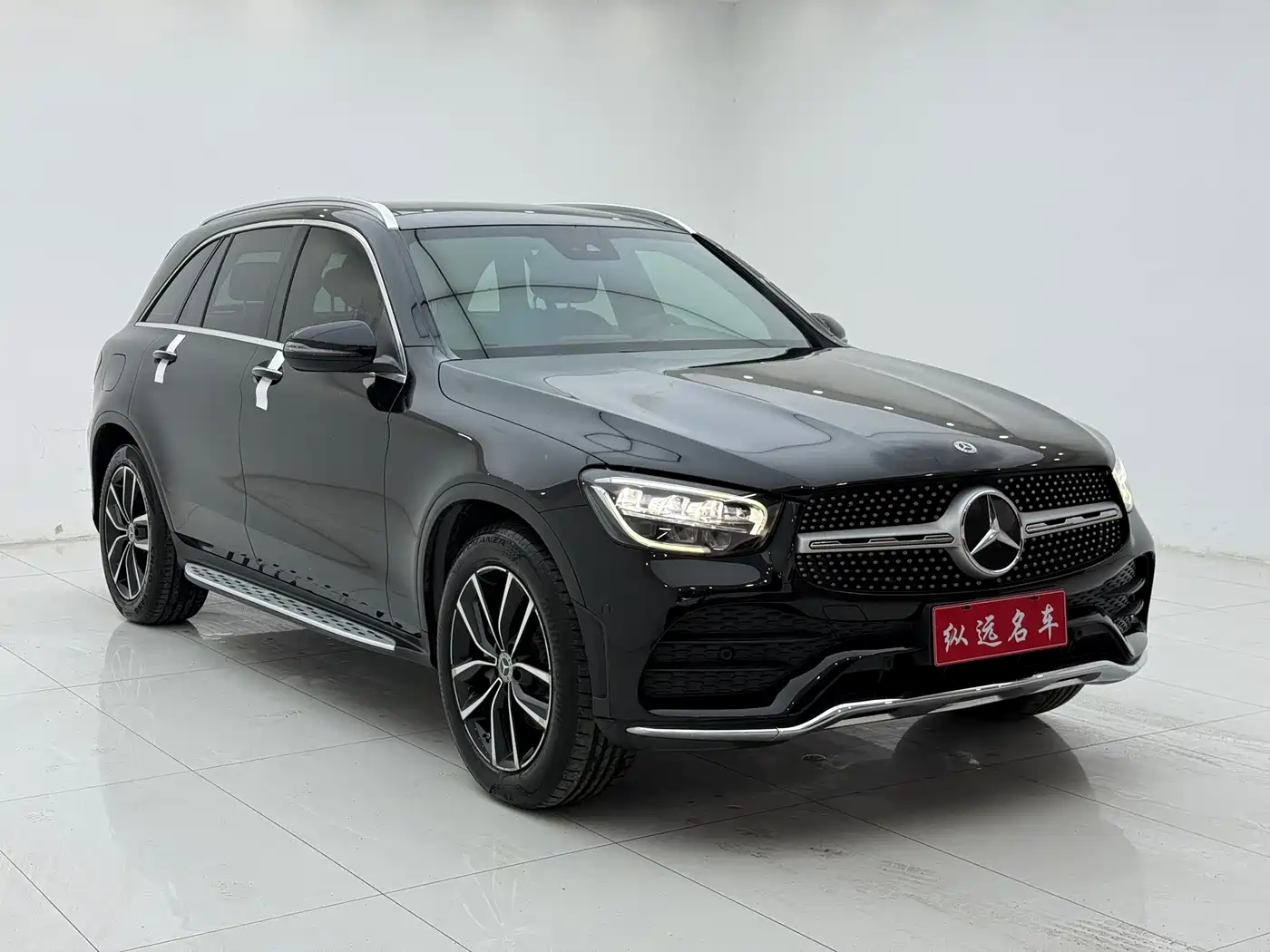 MERCEDES-BENZ GLC