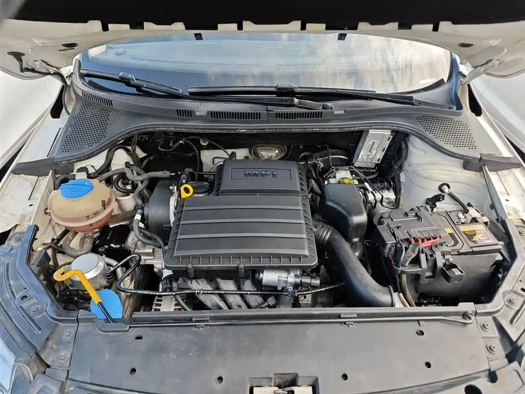 Škoda Rapid 2019 1.5L Manual Comfort Version China VI фото 20
