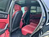 Photo 6 - Porsche Cayenne