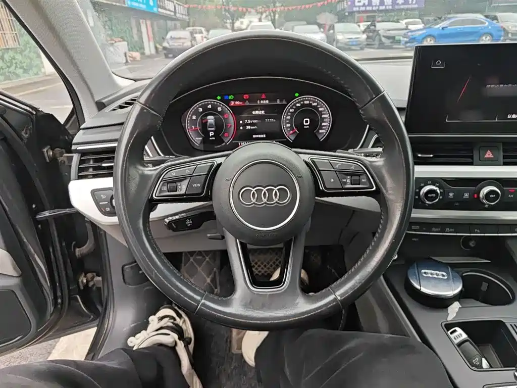Audi A4L 2020 40 TFSI Fashion Dynamic Edition фото 7