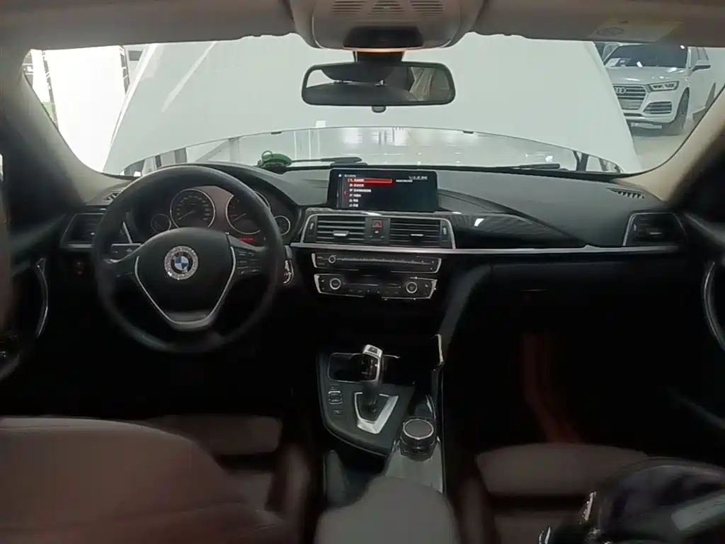 BMW 3 Series 2019 320Li Fashion Type фото 10