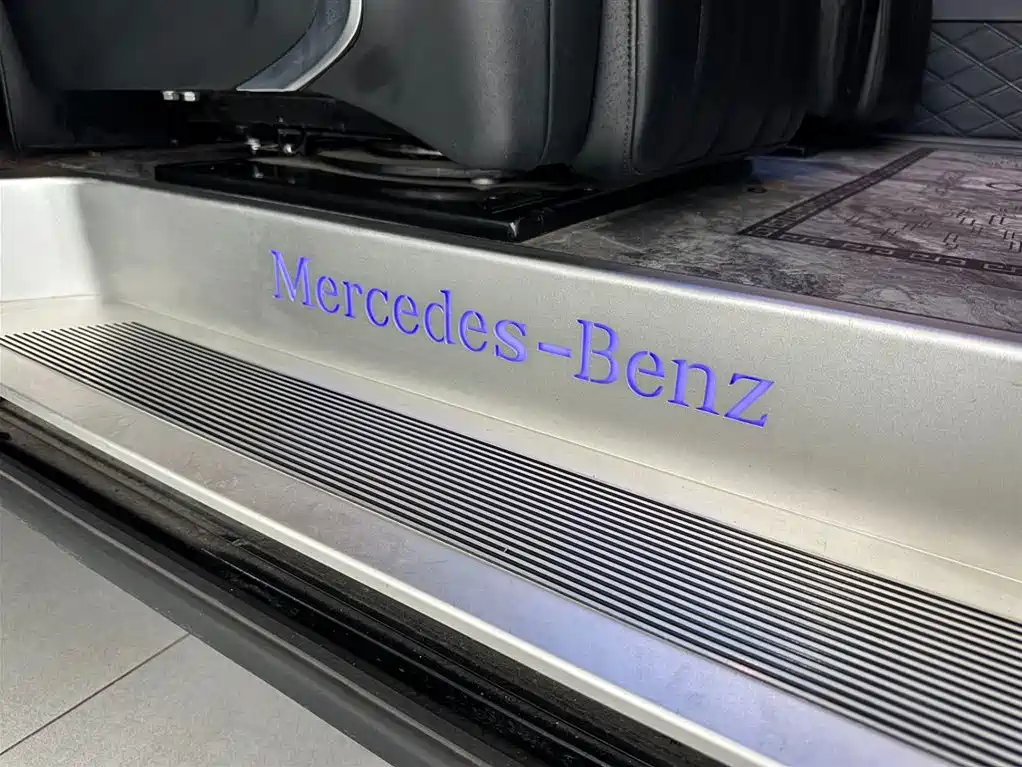 Mercedes-Benz Vito 2023 2.0T Business 7-Seater фото 11