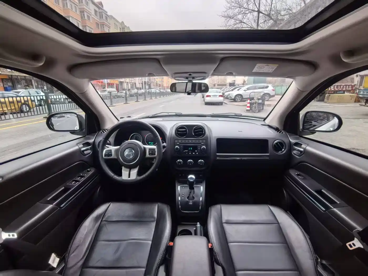 Jeep Compass (Import) 2013 2013 2.4L 4WD Luxury Edition