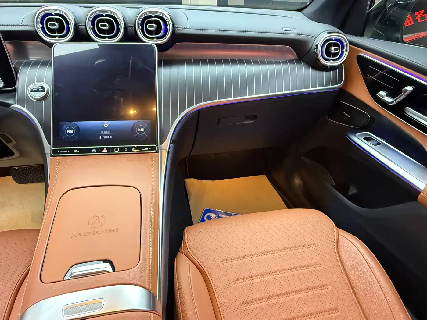 Mercedes-Benz GLC 2024 Facelift GLC 260 L 4MATIC Luxury 5-seater фото 5