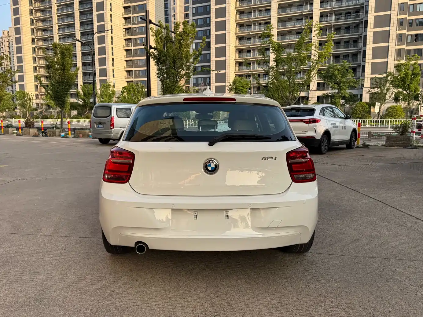 BMW 1 Series (Import) 2013 Facelift 116i Urban Model фото 5