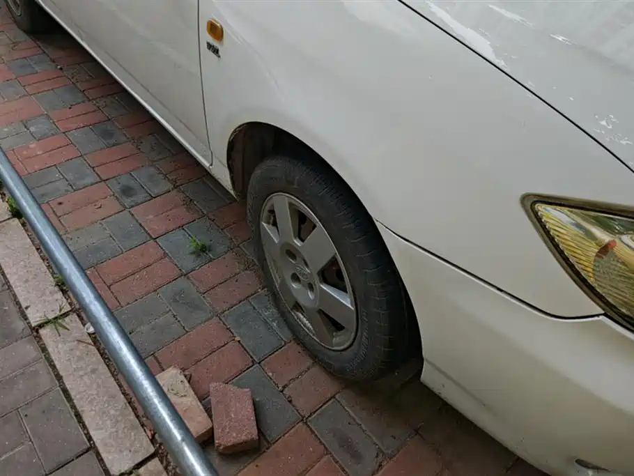 BYD F3 2012 Energy-saving Edition 1.5L Manual Comfort фото 6