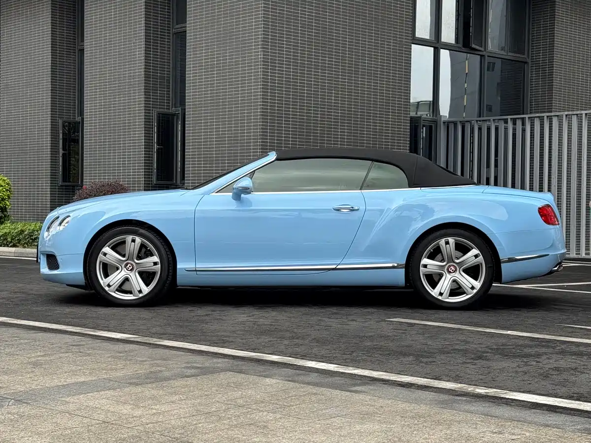 Bentley Continental 2014 2012 4.0T GTC V8