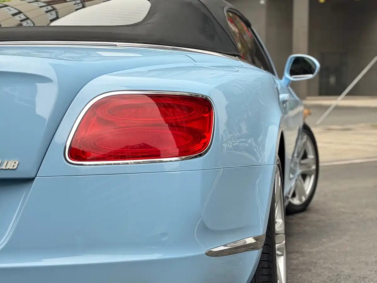Bentley Continental 2014 2012 4.0T GTC V8