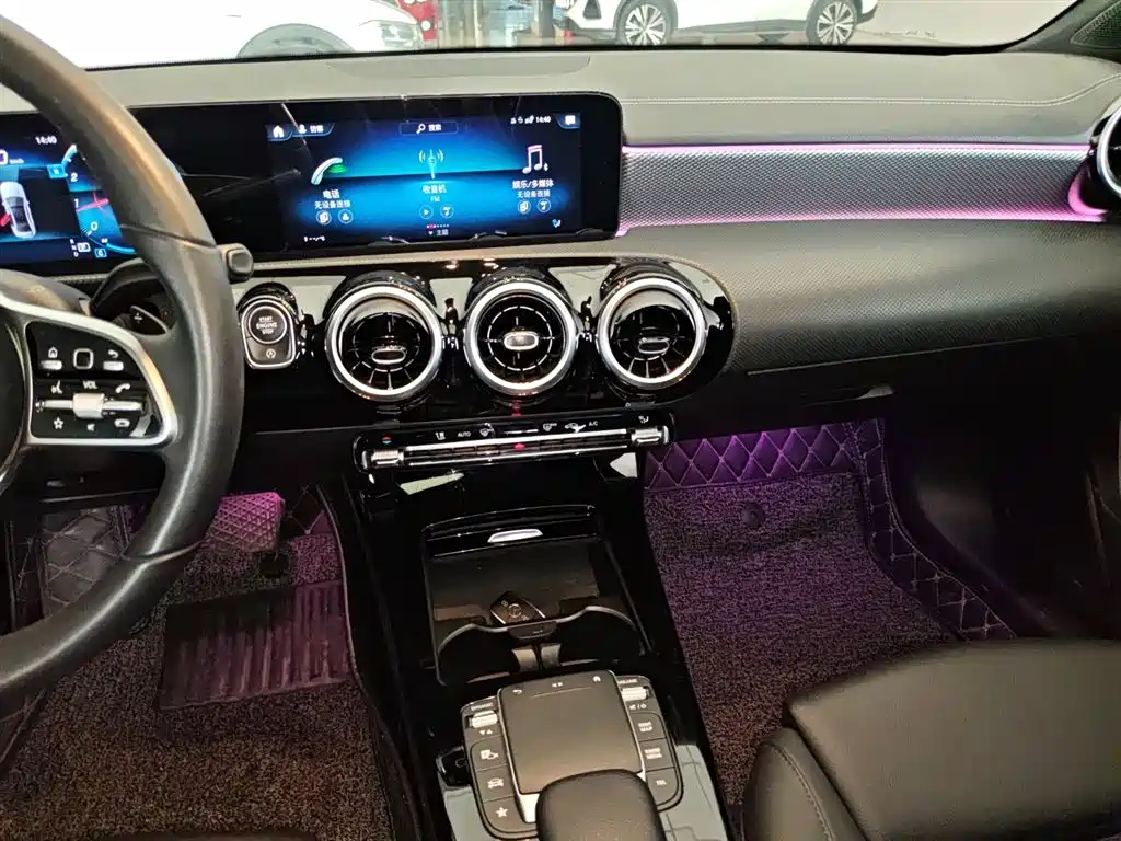 MERCEDES-BENZ CLASS A