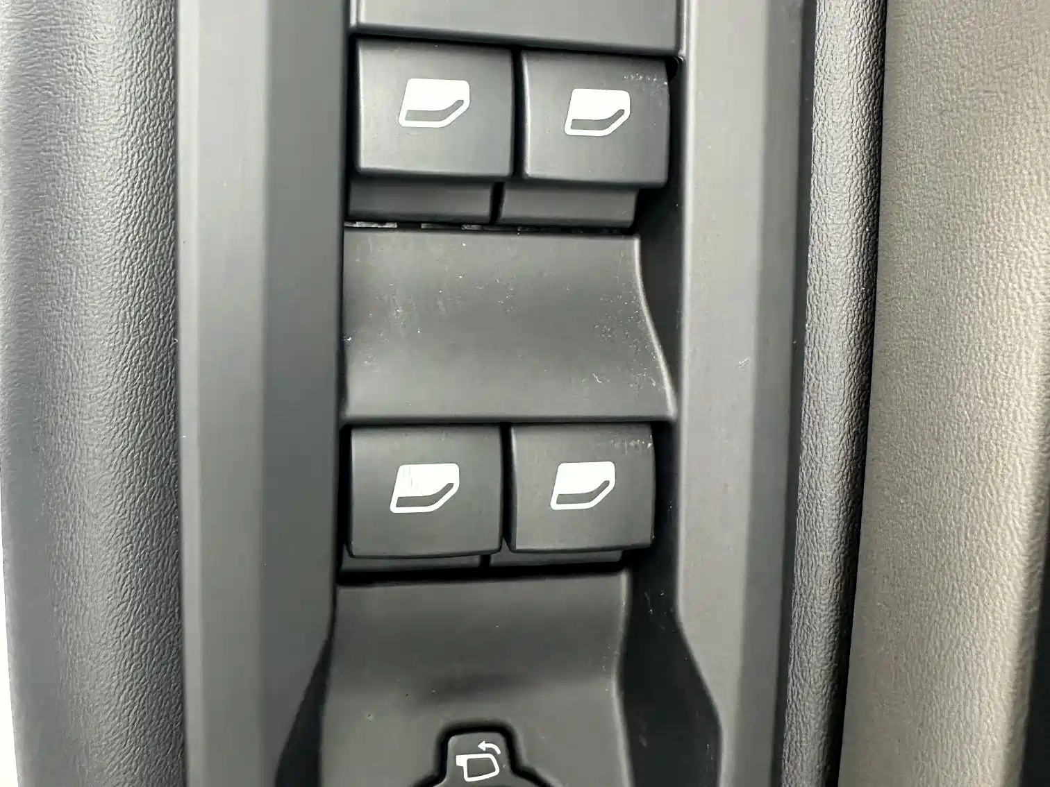 Фото 11 - Citroën Versailles C5 X