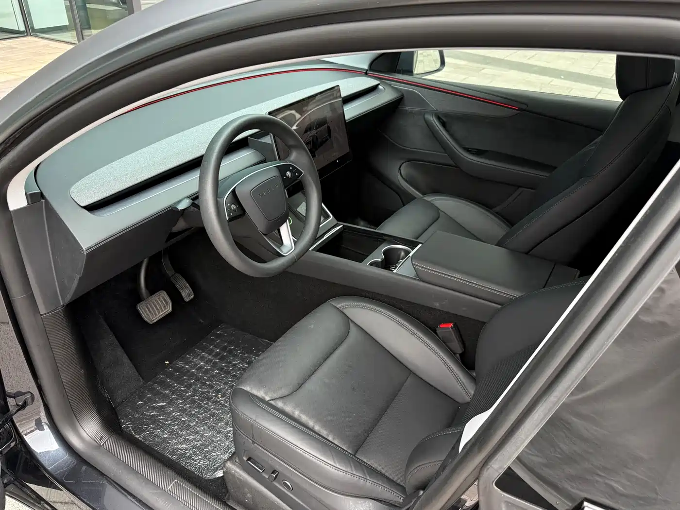 Фото 15 - Tesla Model Y