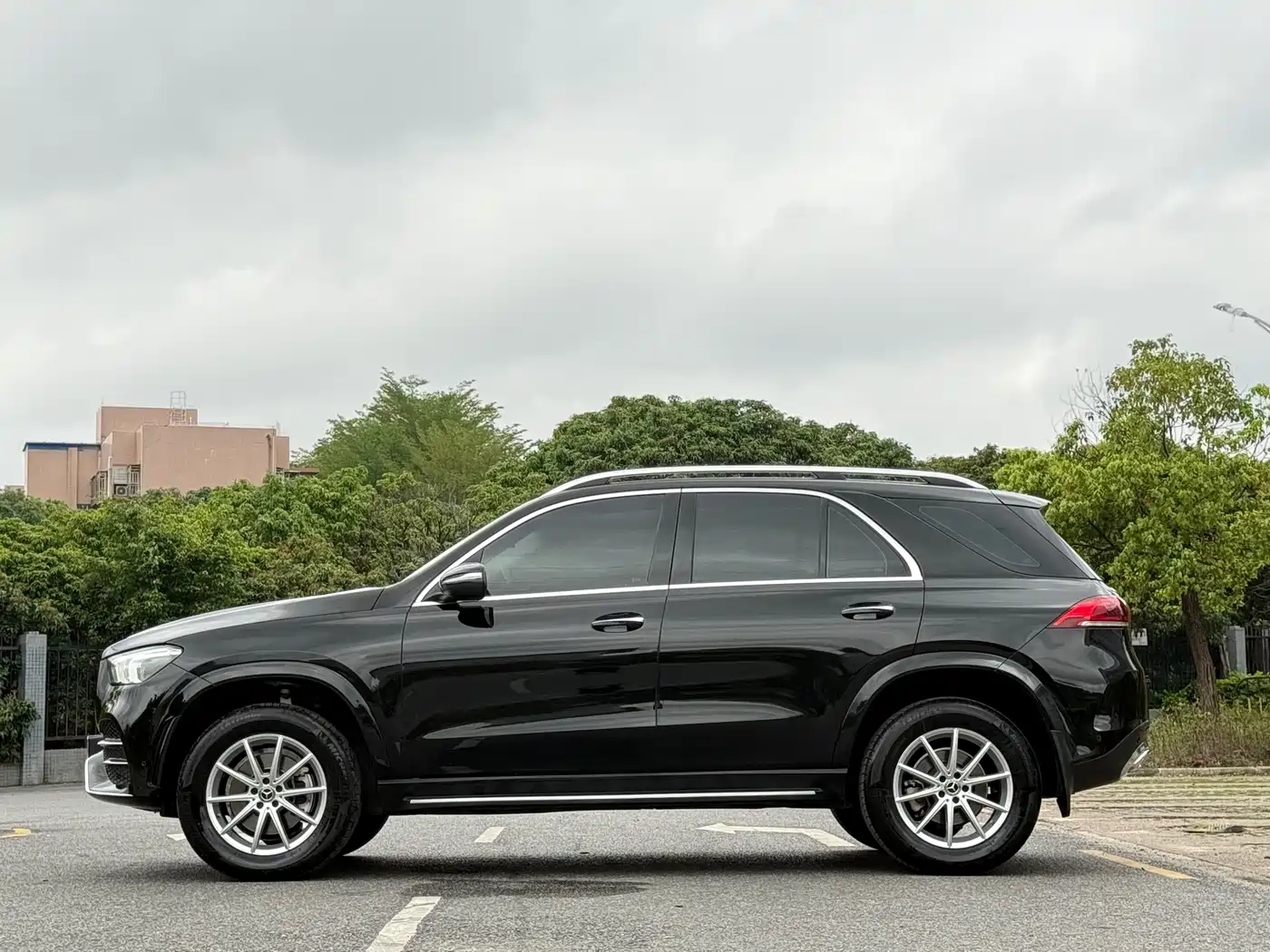 Mercedes-Benz GLE 2021 GLE 350 4MATIC Fashion фото 15