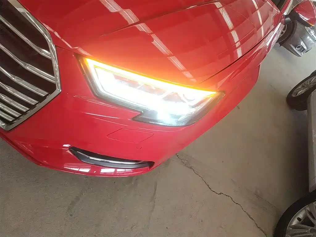 Audi A3 2018 30th Anniversary Limousine 35 TFSI Style фото 24