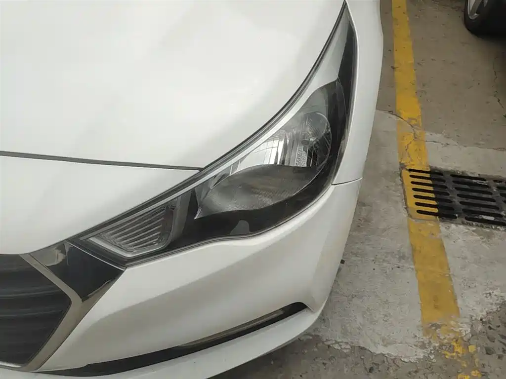 Hyundai Verna 2016 1.4L Manual Cool Edition GLS фото 24
