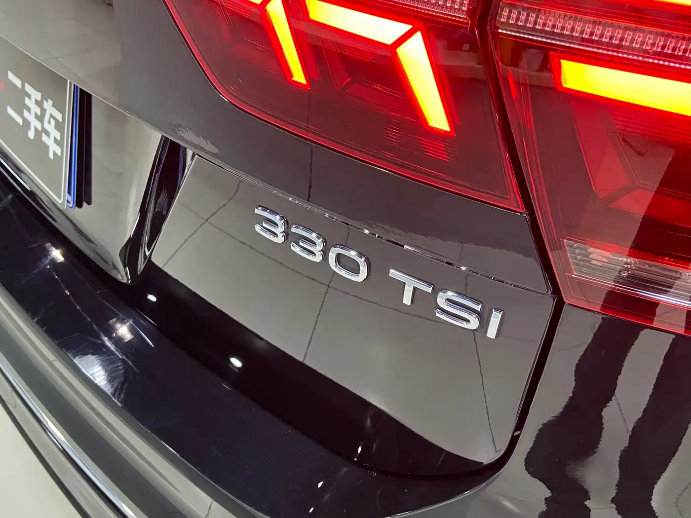 Volkswagen Tiguan L 2022 330TSI Auto 2WD R-Line Premium Edition фото 7