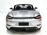 Photo 3 - Porsche 718