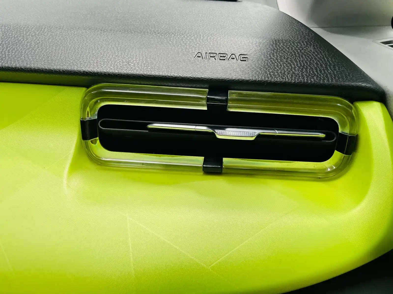 Фото 22 - Geely Geometry E Firefly
