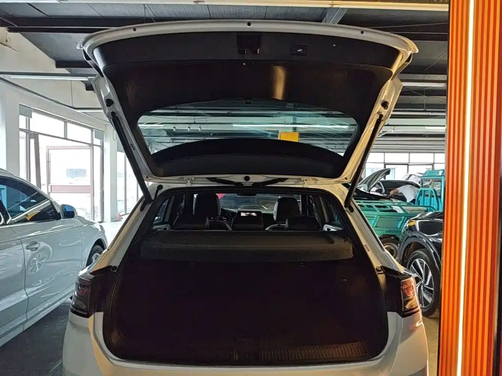 Volkswagen T-Roc, миниатюра 19
