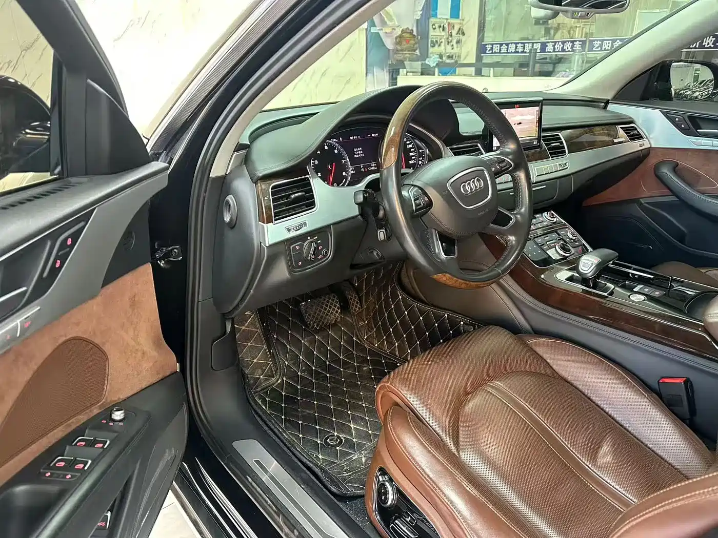 Audi A8 2017 A8L 45 TFSI quattro Leading Elite Edition фото 4