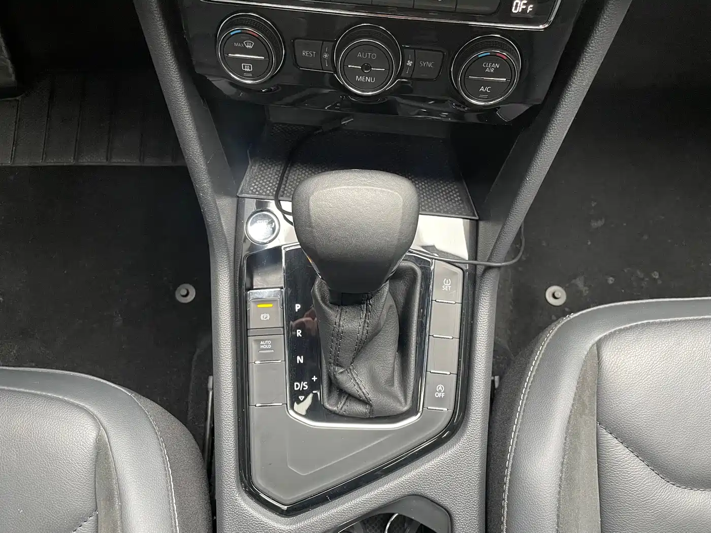 Volkswagen Tiguan L 2019 330TSI Automatic 2WD Panorama Comfort Edition China VI фото 6
