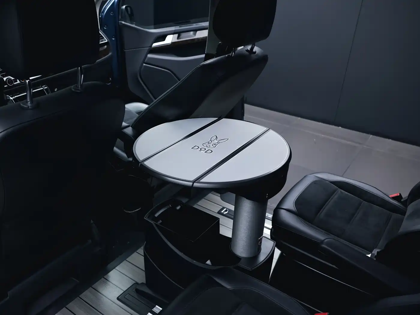 Volkswagen Multivan 2019 2.0TSI 4WD Premium 7-seater фото 17