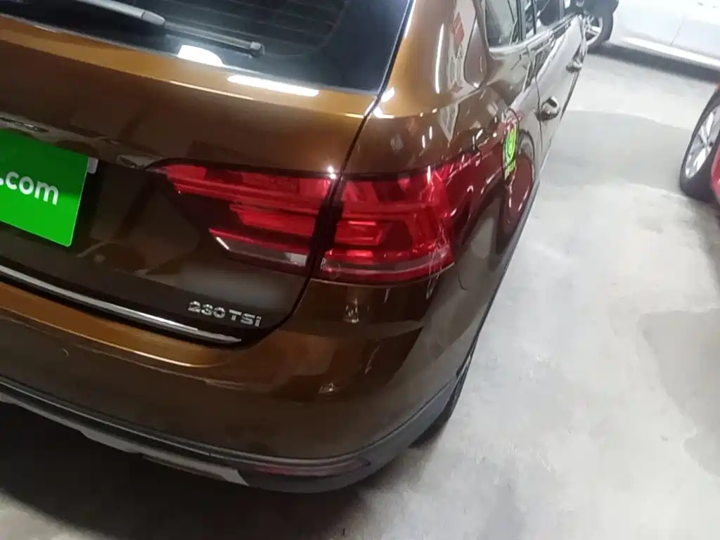 Volkswagen Gran Lavida 2017 2017 230TSI DSG Luxury Edition