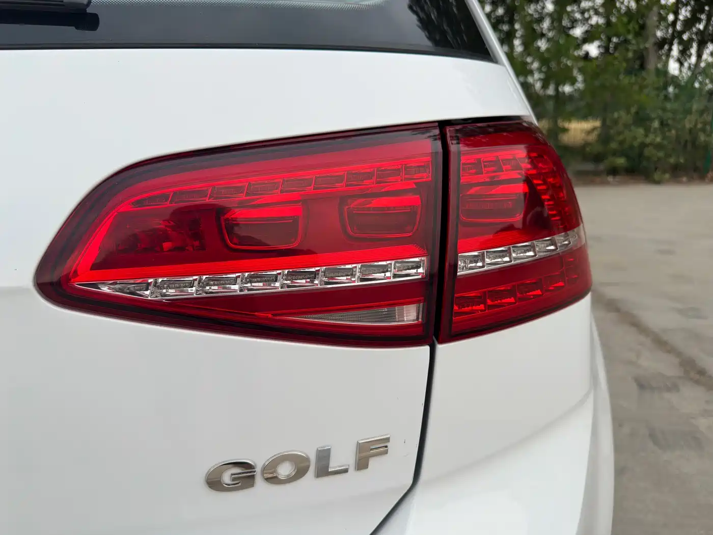 Volkswagen Golf 2014 1.6L Automatic Comfort фото 16