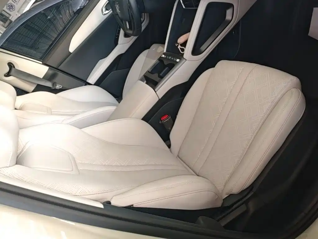 BYD Yuan UP 2026 2025 Smart Drive Edition 401KM Vitality Version