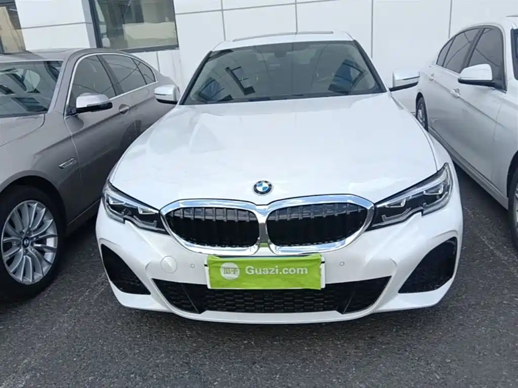 BMW 3-SERIES