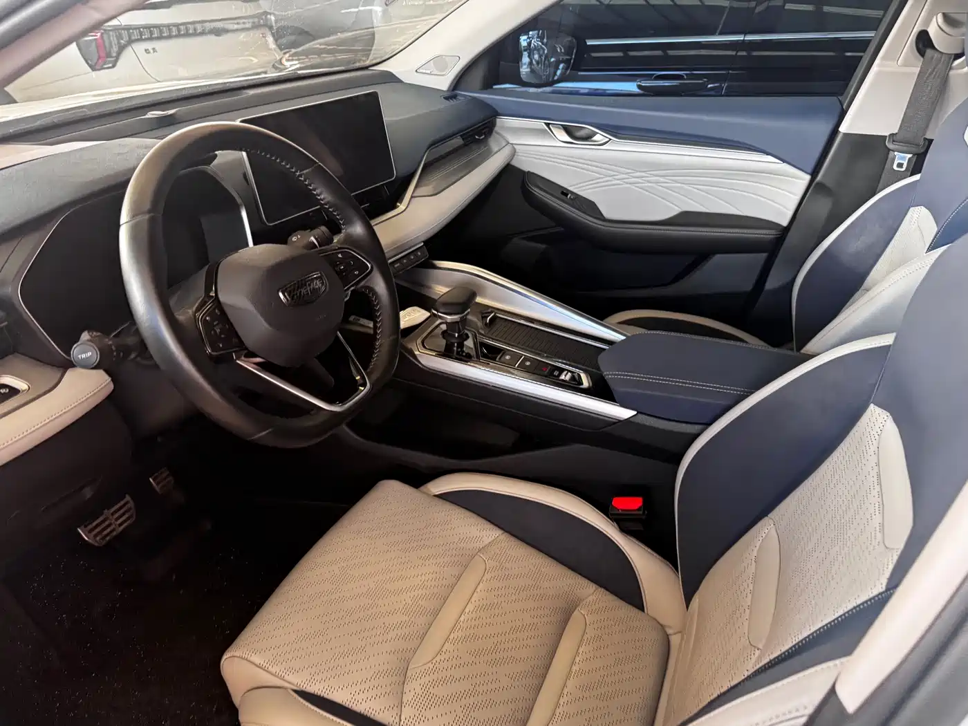 GEELY AUTOMOBILE XINGRUI