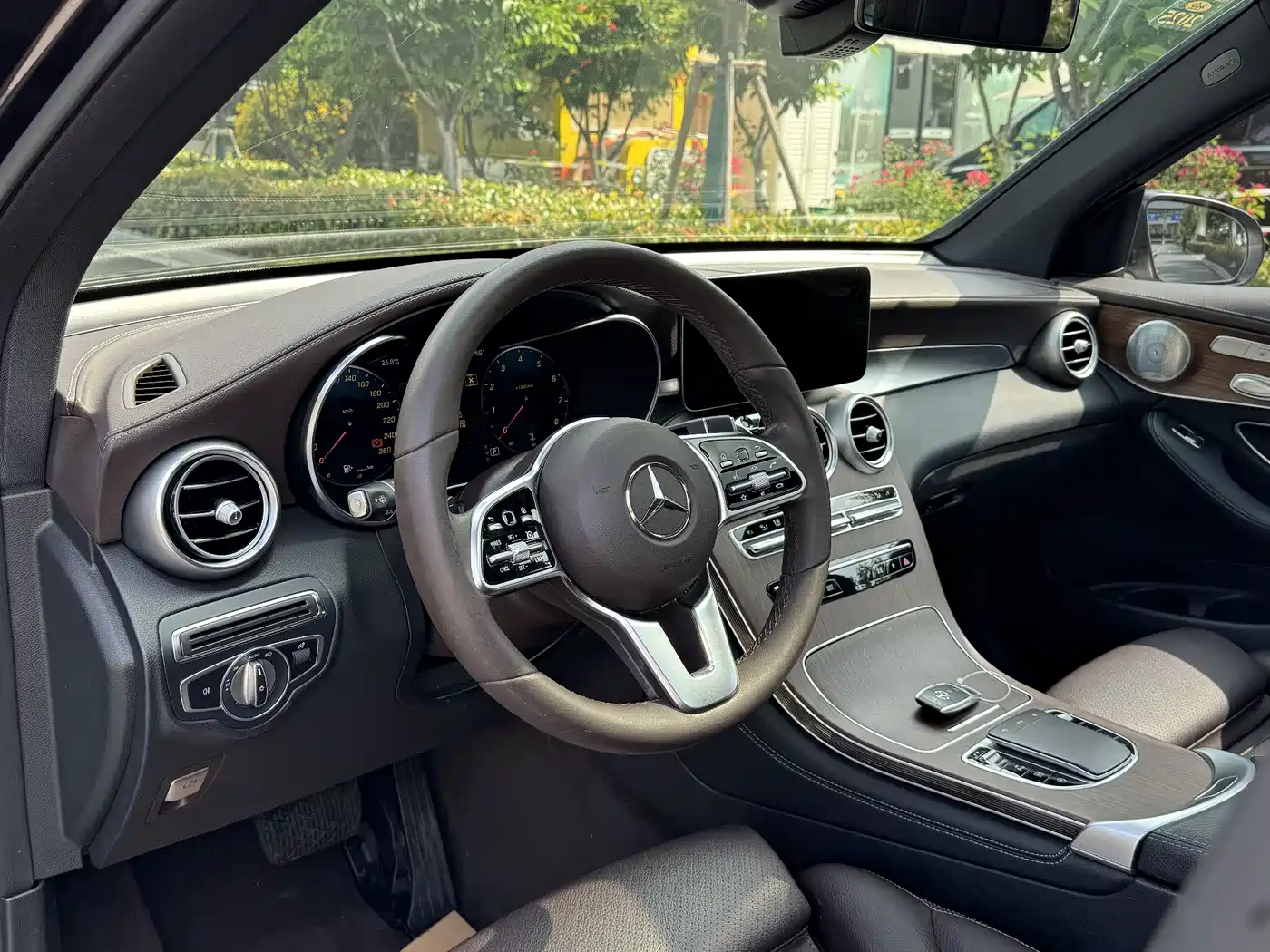 Mercedes-Benz GLC 2022 Facelift GLC 300 L 4MATIC Dynamic фото 8