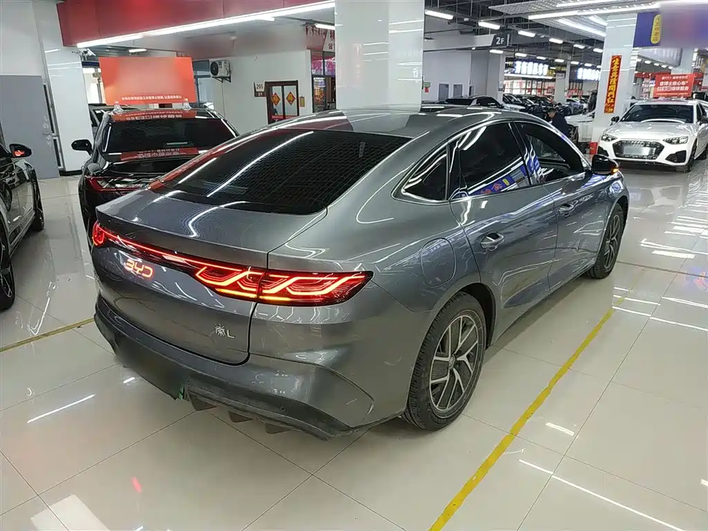 BYD Qin L 2024 DM-i 120KM Superior Edition фото 5
