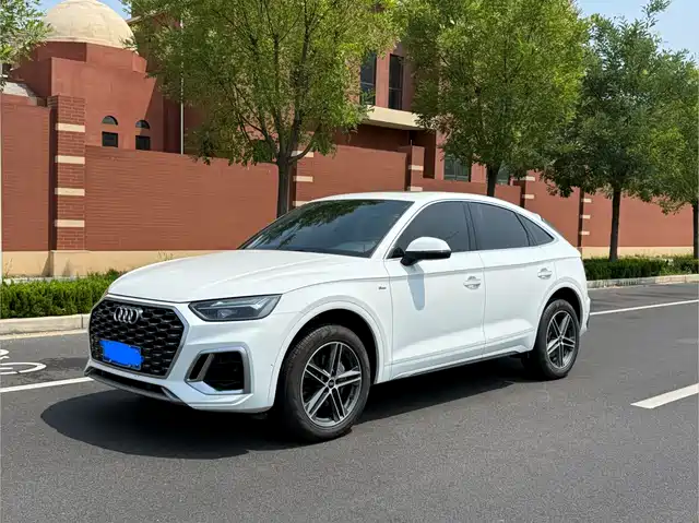  Audi Audi Q5L Sportback 2022 40 TFSI Fashion Style