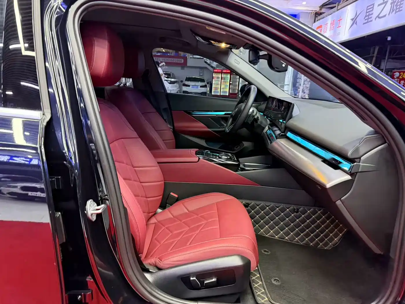 BMW 5 Series 2024 530Li Leading M Sport Package фото 14