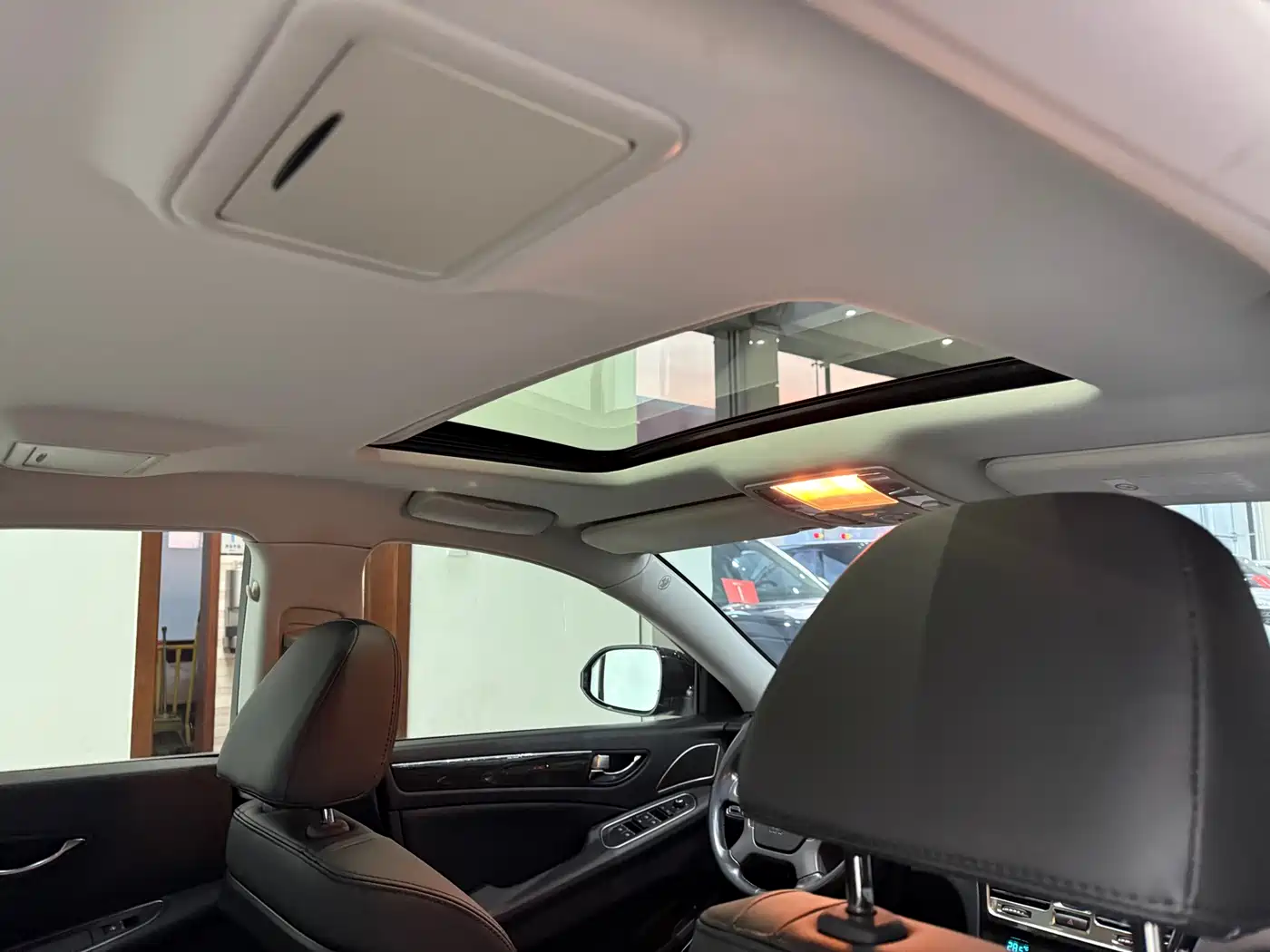 Hongqi H7 2017 1.8T Technology фото 11