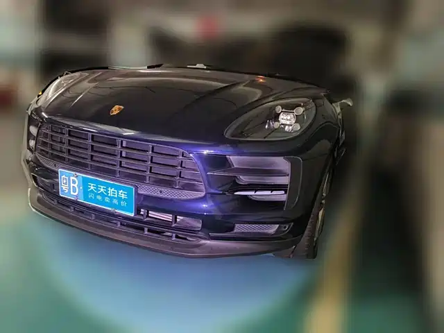 Porsche Macan 2021 Macan 2.0T — фото 1