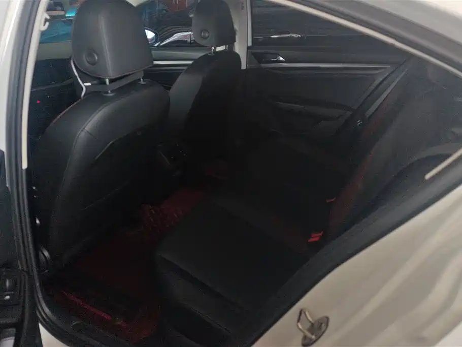 Volkswagen Bora 2021 1.5L Automatic Elite Smart Edition фото 11