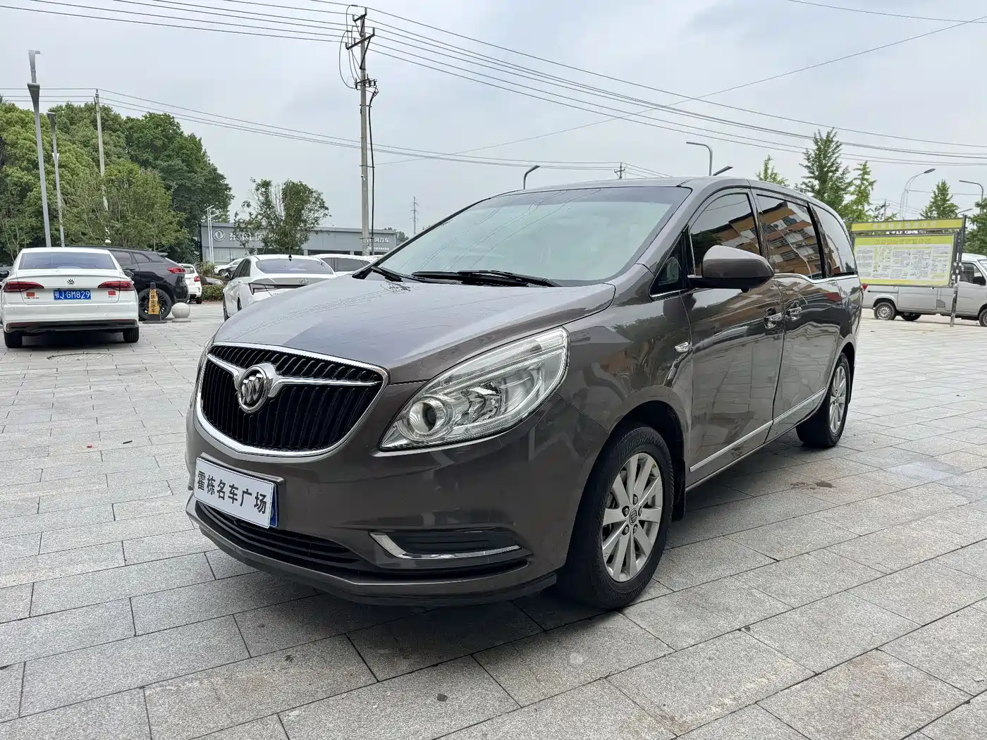 Buick GL8 2017 25S Luxury China V